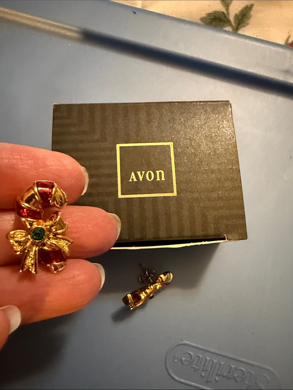 Avon Holiday Treats Gold Tone Pierced Earrings with Red & Green Accents - Picture 2 of 3